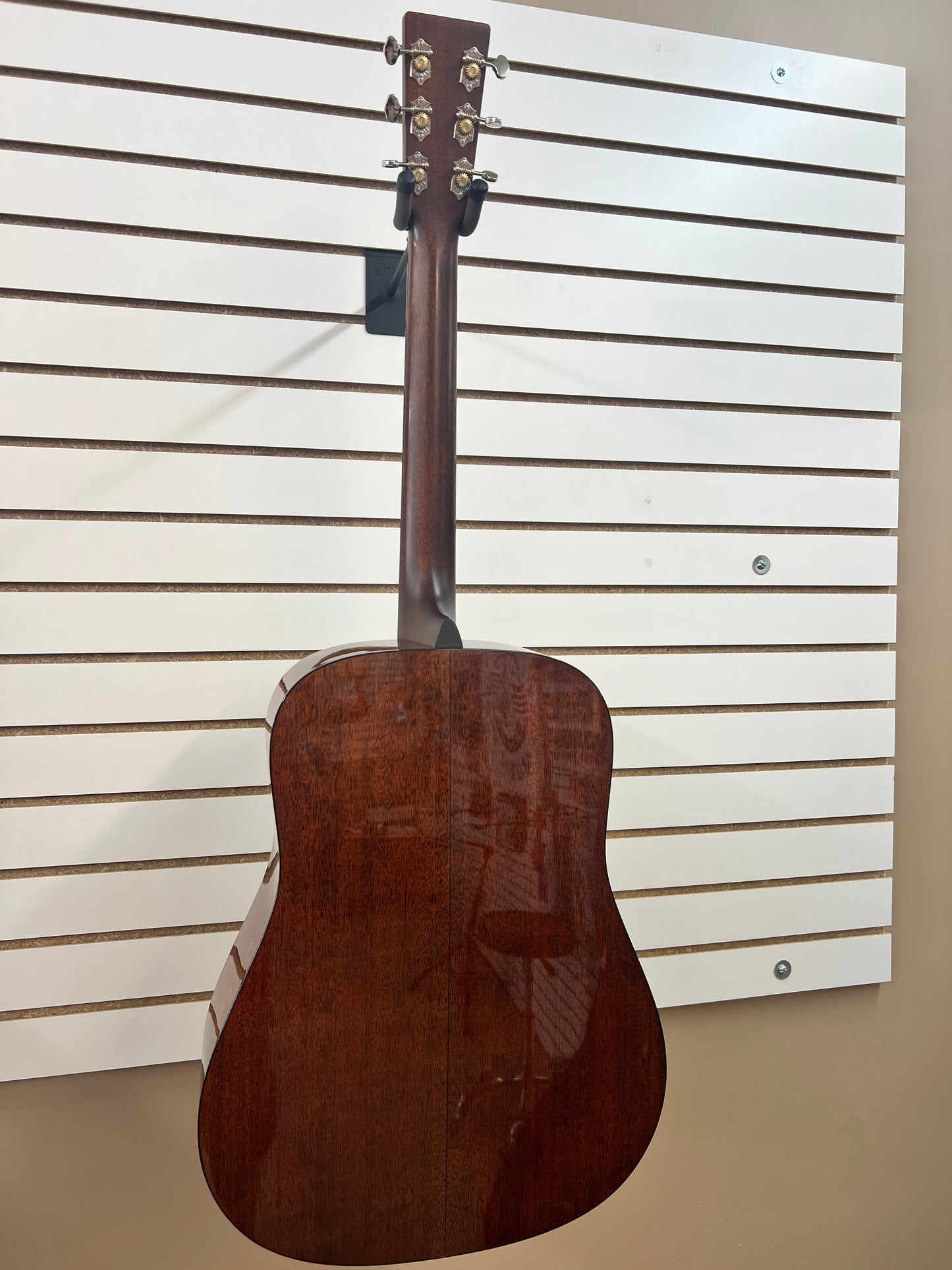 2021 Martin D-18