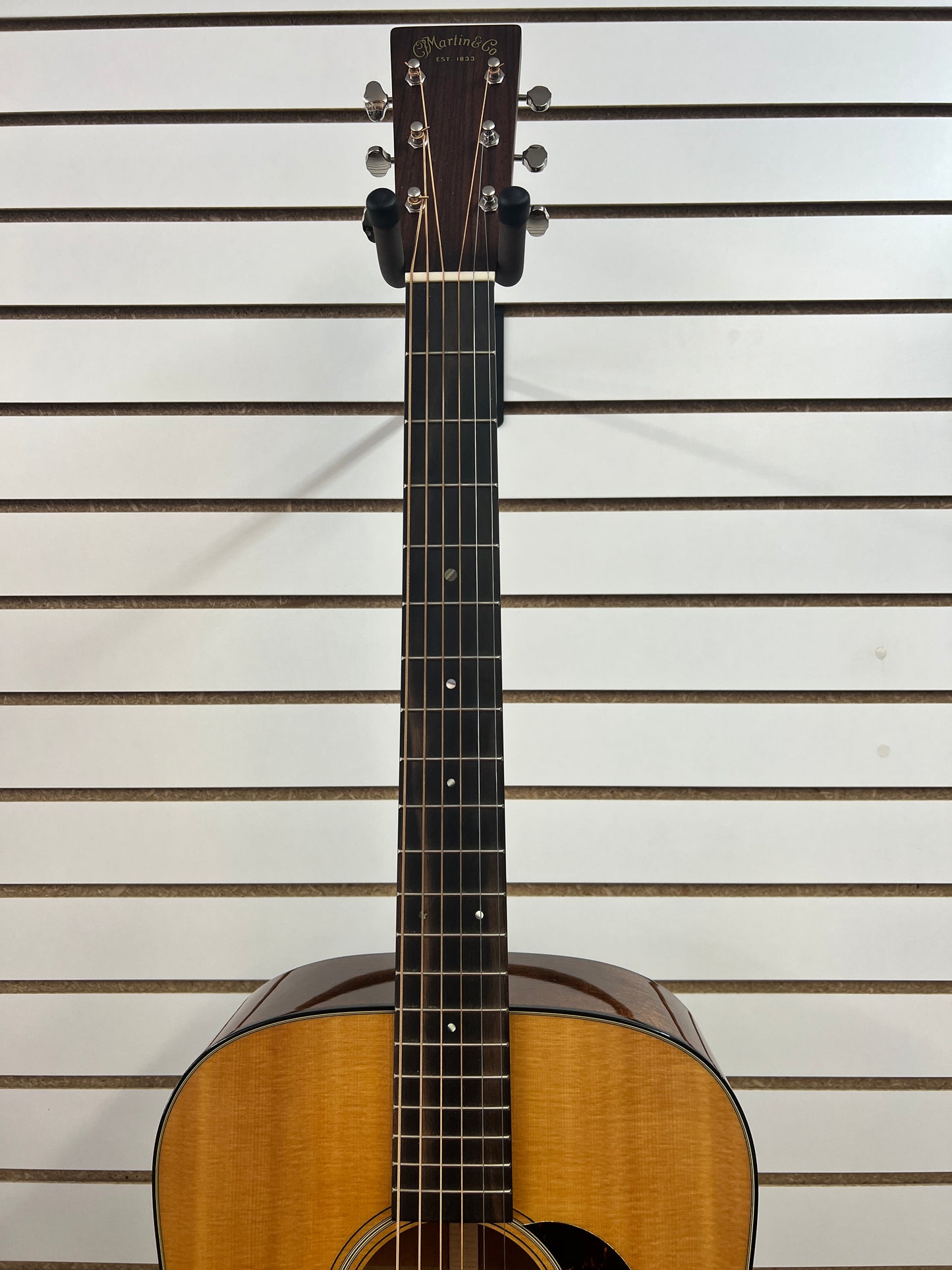 2021 Martin D-18