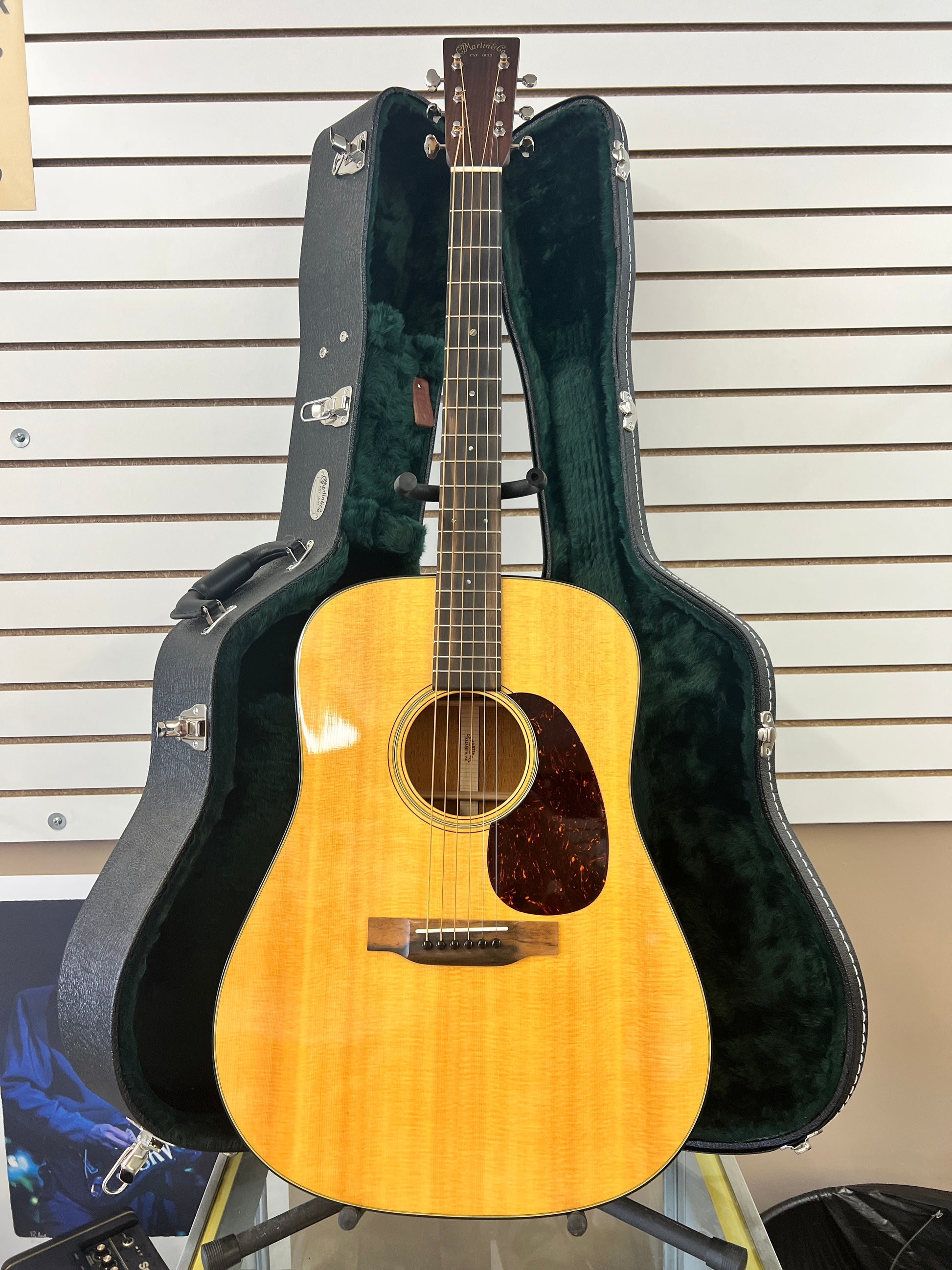 2021 Martin D-18
