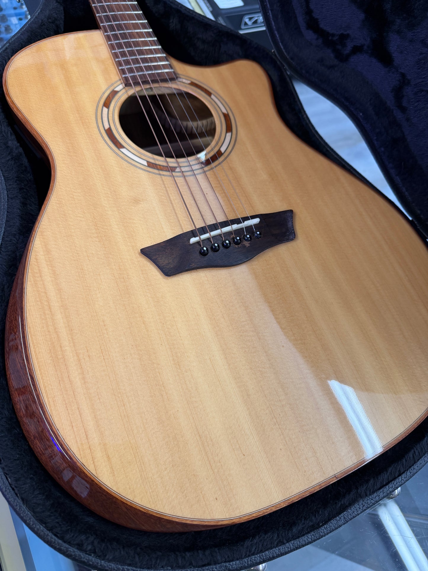 Washburn WCG20SCE Acoustic Electric Guitar