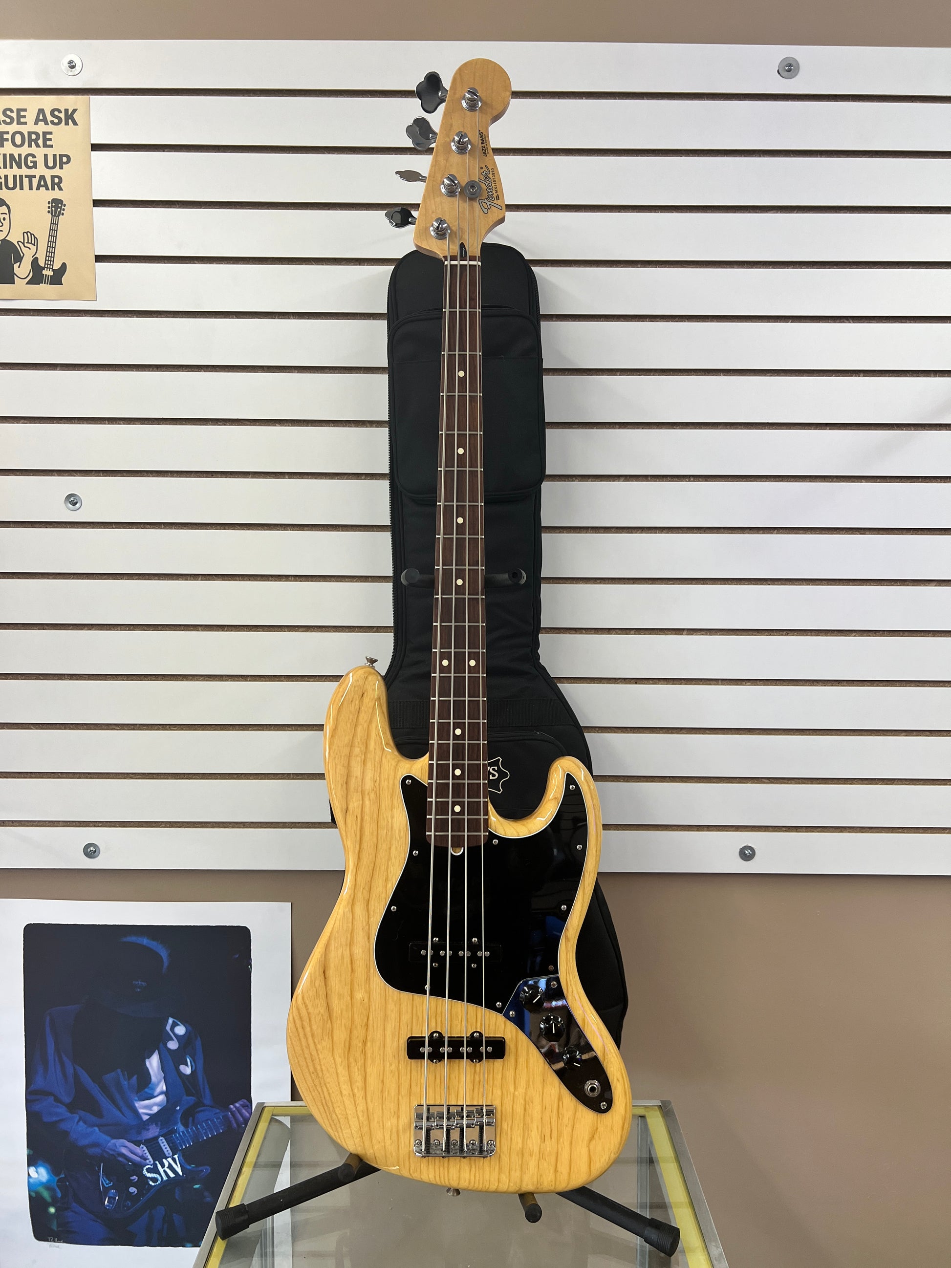 Fender FSR Deluxe Jazz Bass