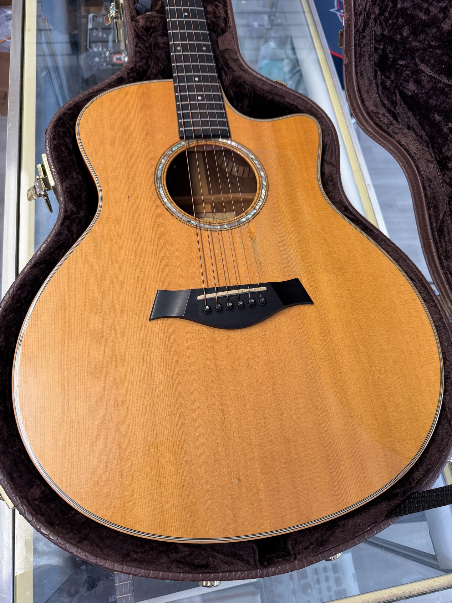 2010 Taylor 416ce-LTD Spring Limited