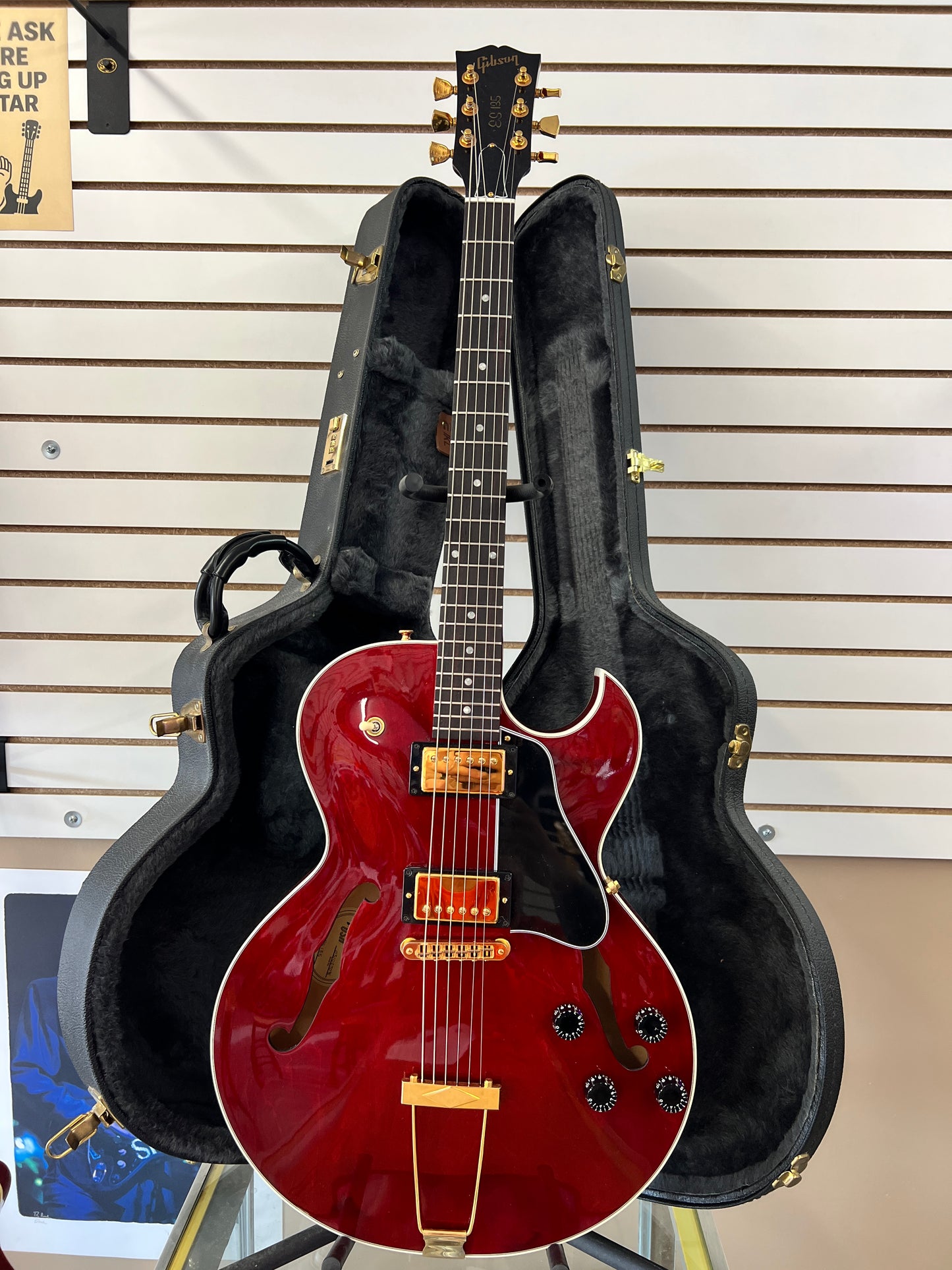 Gibson ES-135 Electric Guitar