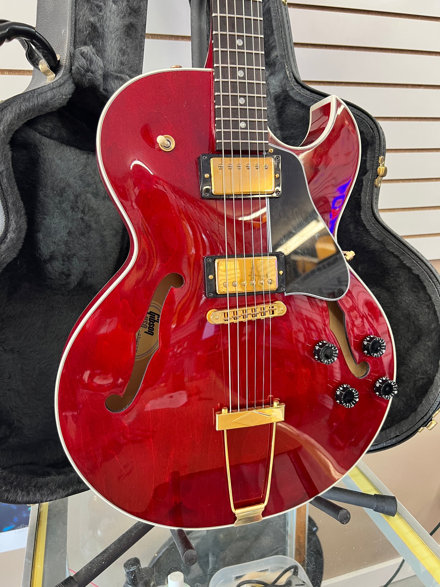 Gibson ES-135 Electric Guitar