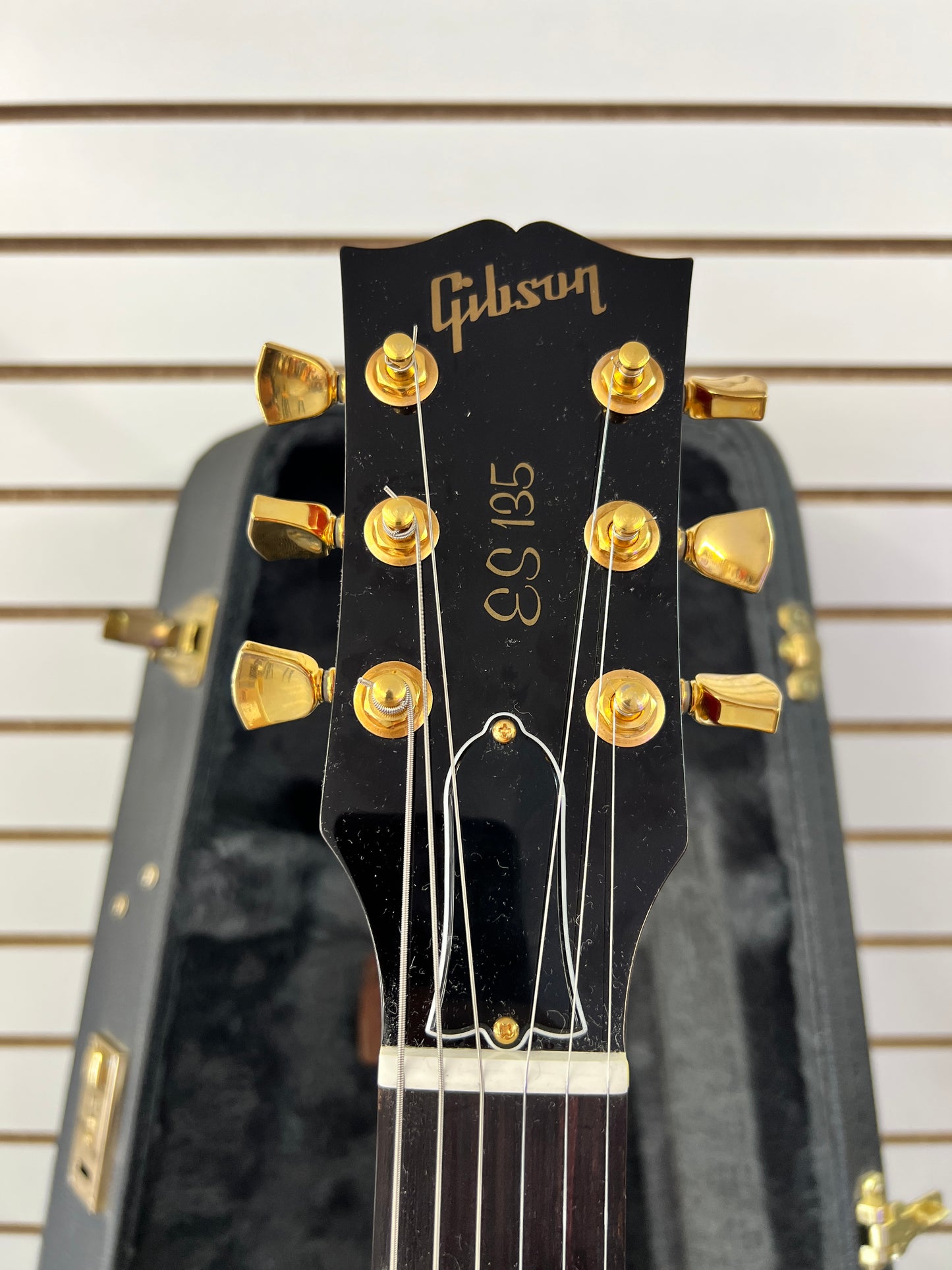 Gibson ES-135 Electric Guitar