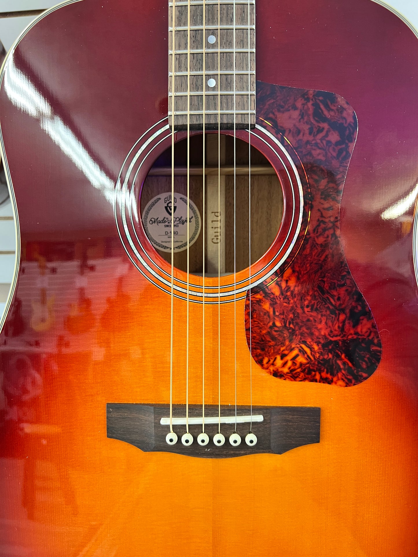 Guild D-150 Cherry burst