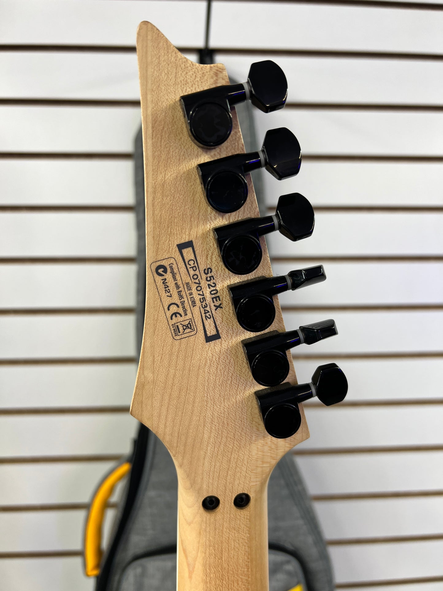 2007 Ibanez S520EX
