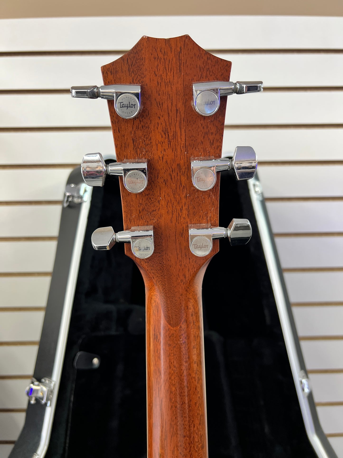 2011 Taylor DN3 (Solid wood, made in USA)