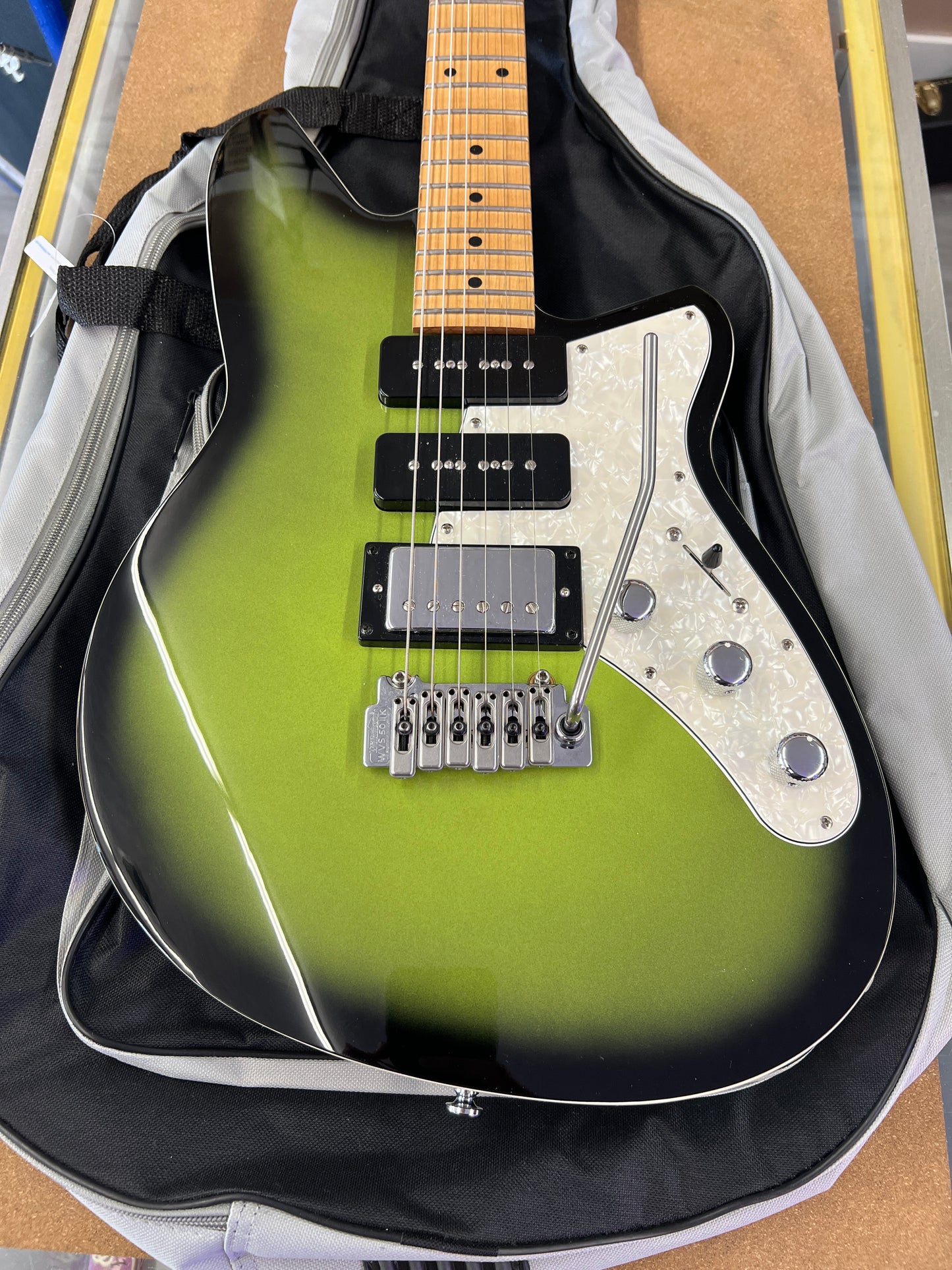 2023 Reverend Six Gun HPP