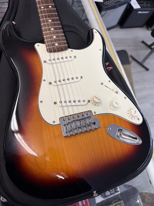2016 Fender Standard Stratocaster
