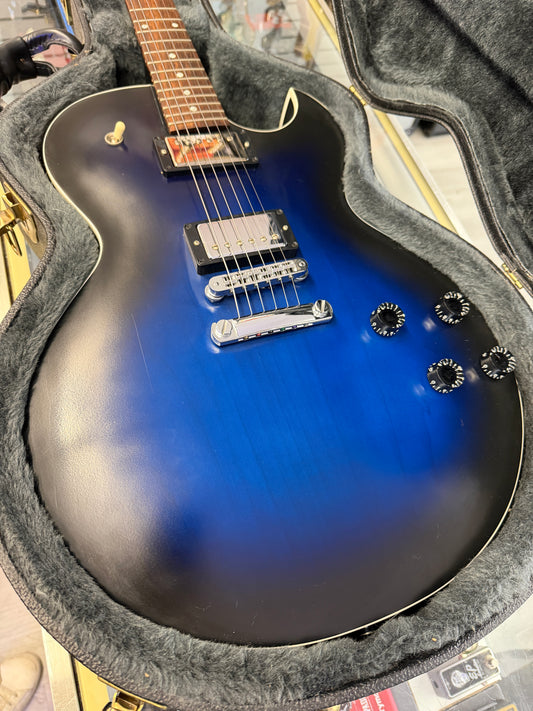 2003 Gibson ES-135 (No F-holes)
