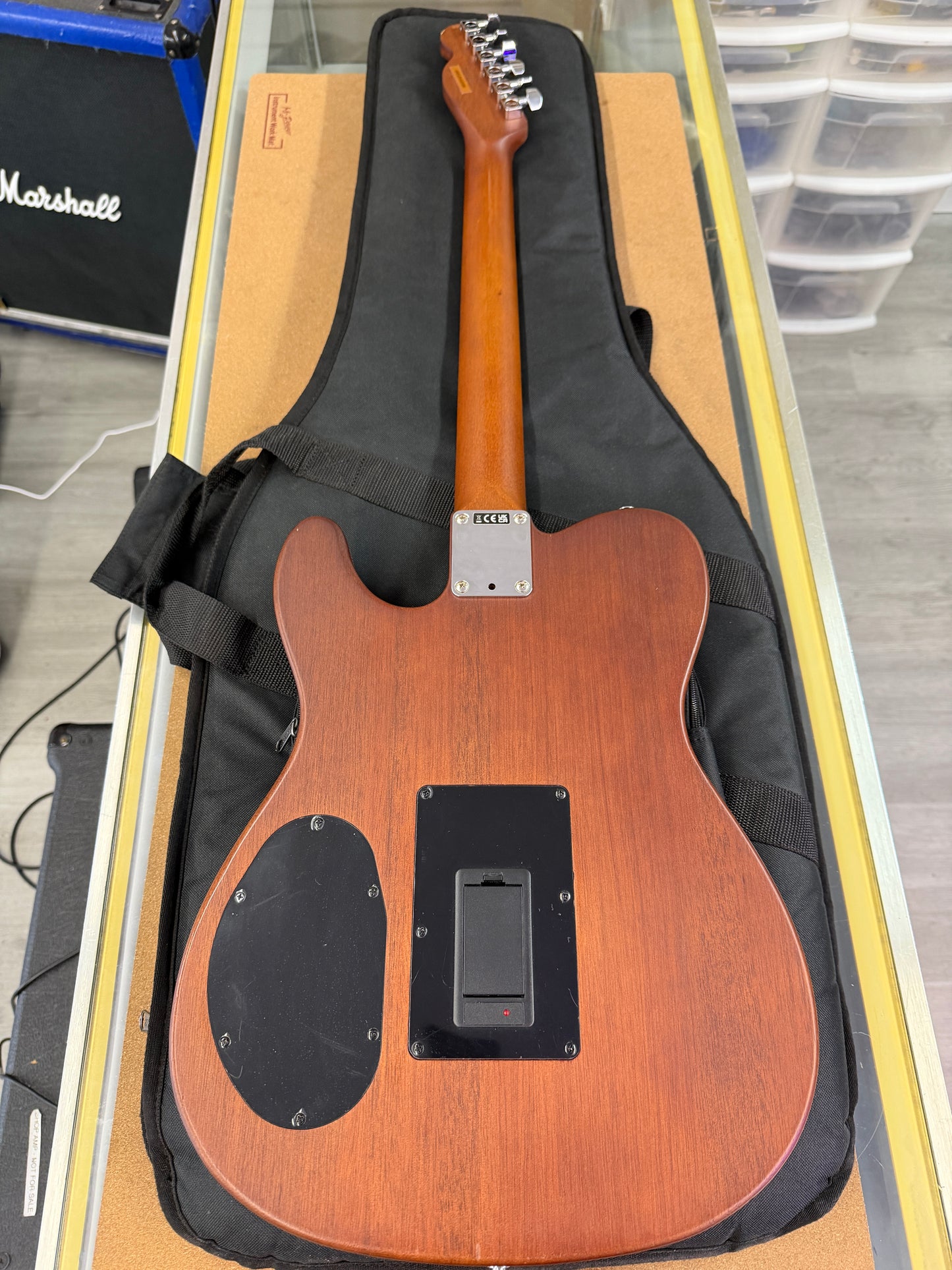 2025 Fender Player Acoustasonic