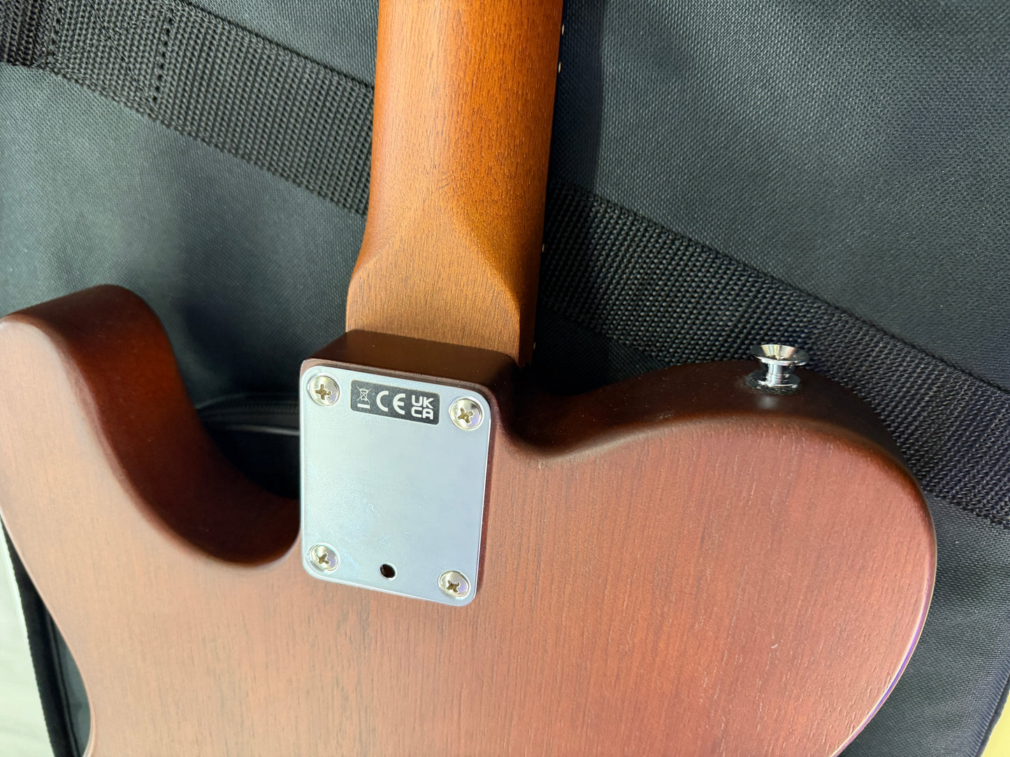 2025 Fender Player Acoustasonic