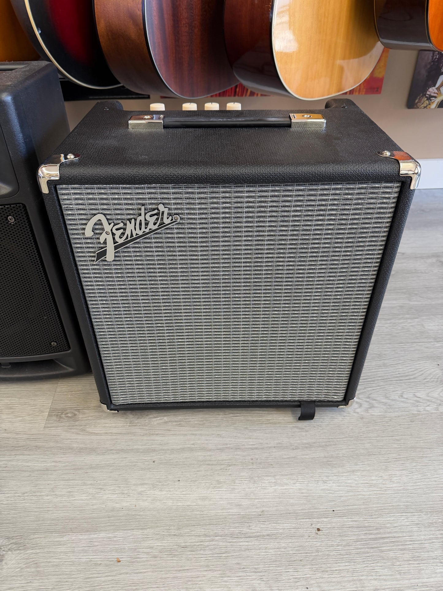 Fender Rumble 25