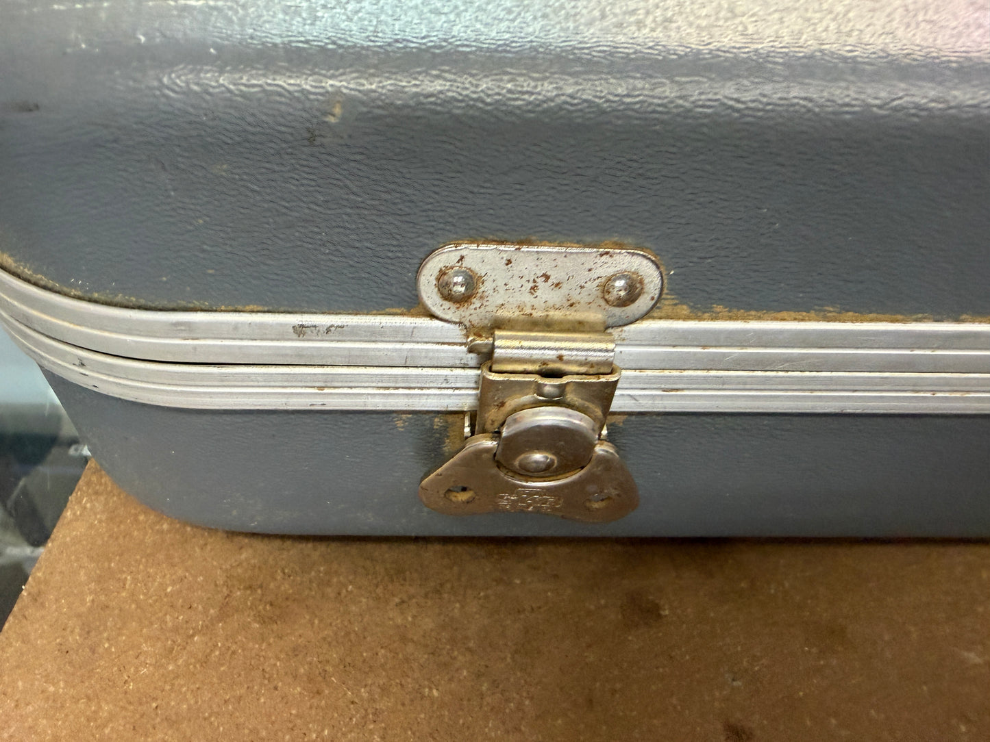 Heartfield by Fender Hard shell case.