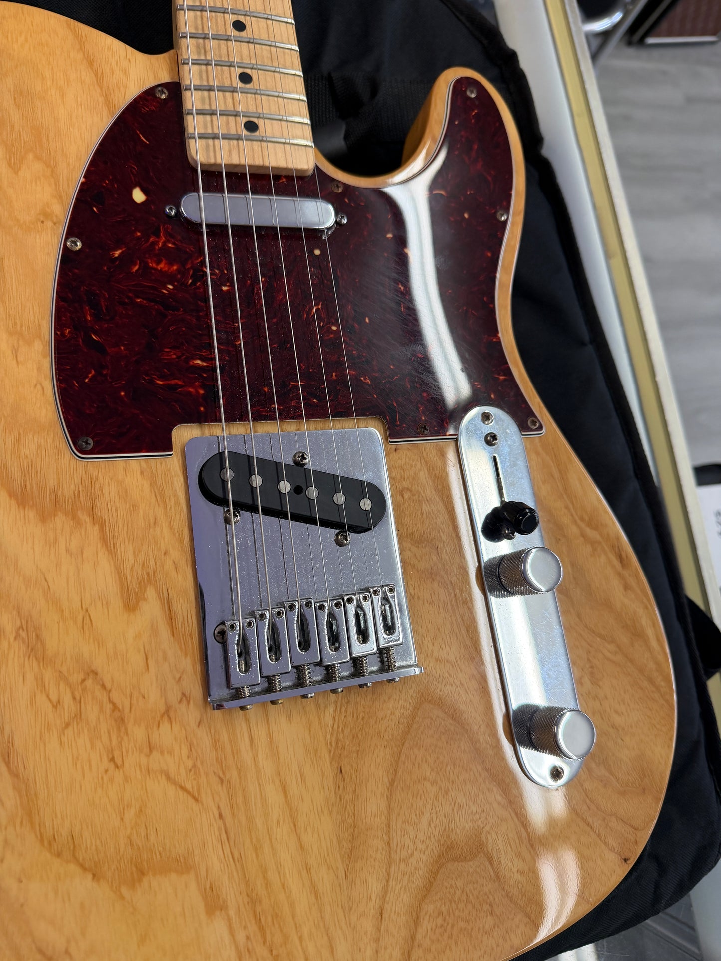 2008 Fender Special Edition Ash Telecaster (MIM)