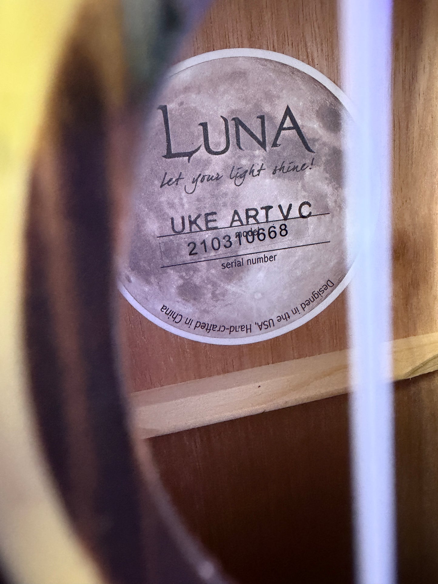 Luna UKE ART VC Concert Ukulele
