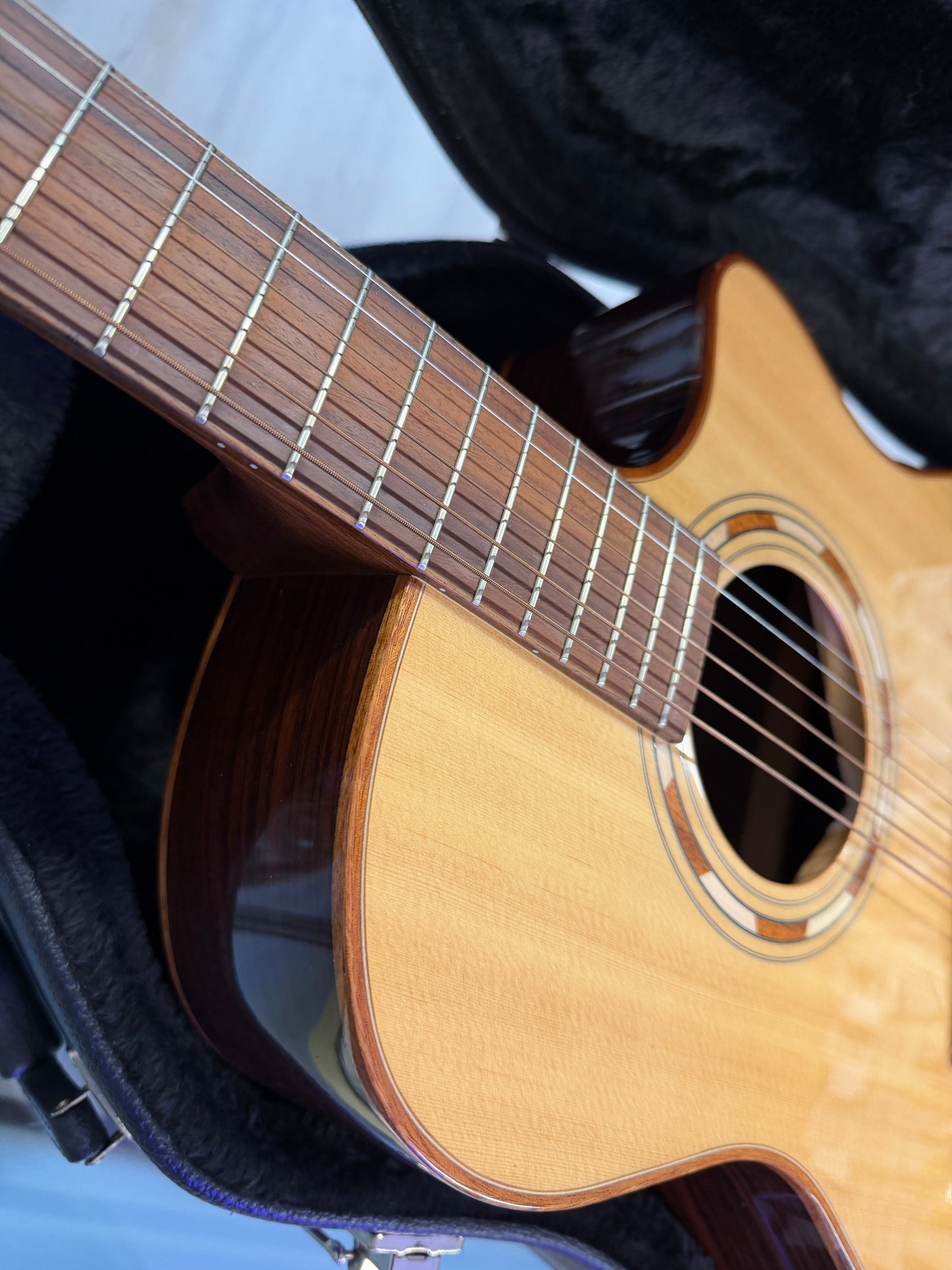 Washburn WCG20SCE Acoustic Electric Guitar