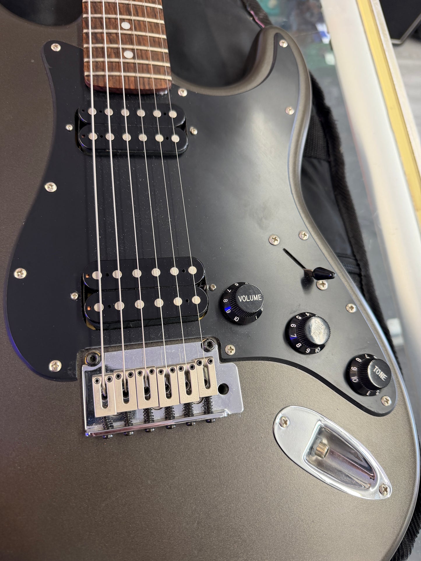 Squier Standard Series Stratocaster (HH pickups)