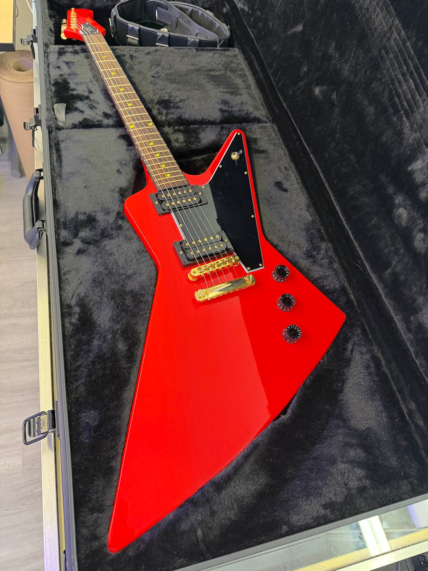 2022 Gibson Lzzy Hale Explorerbird