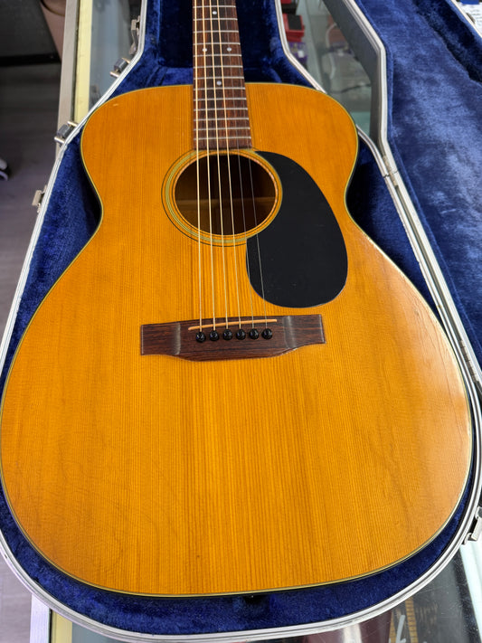 1972 Martin 00-18