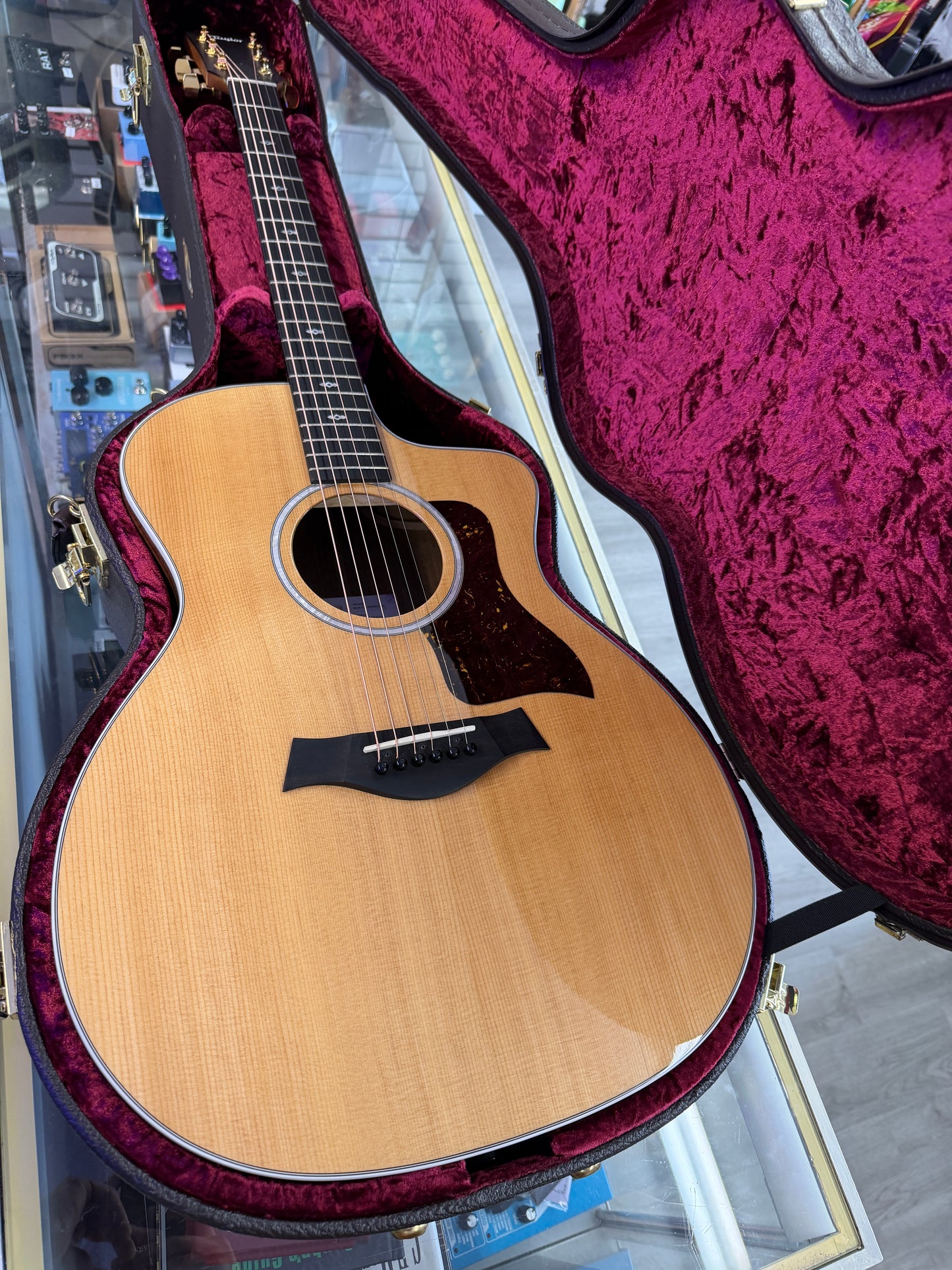 2025 Taylor Sunset Blvd 214 Deluxe Figured Ovangkol