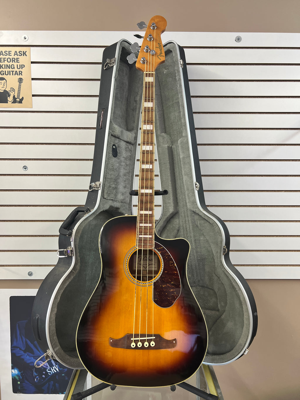 2018 Fender Kingman Acoustic Bass
