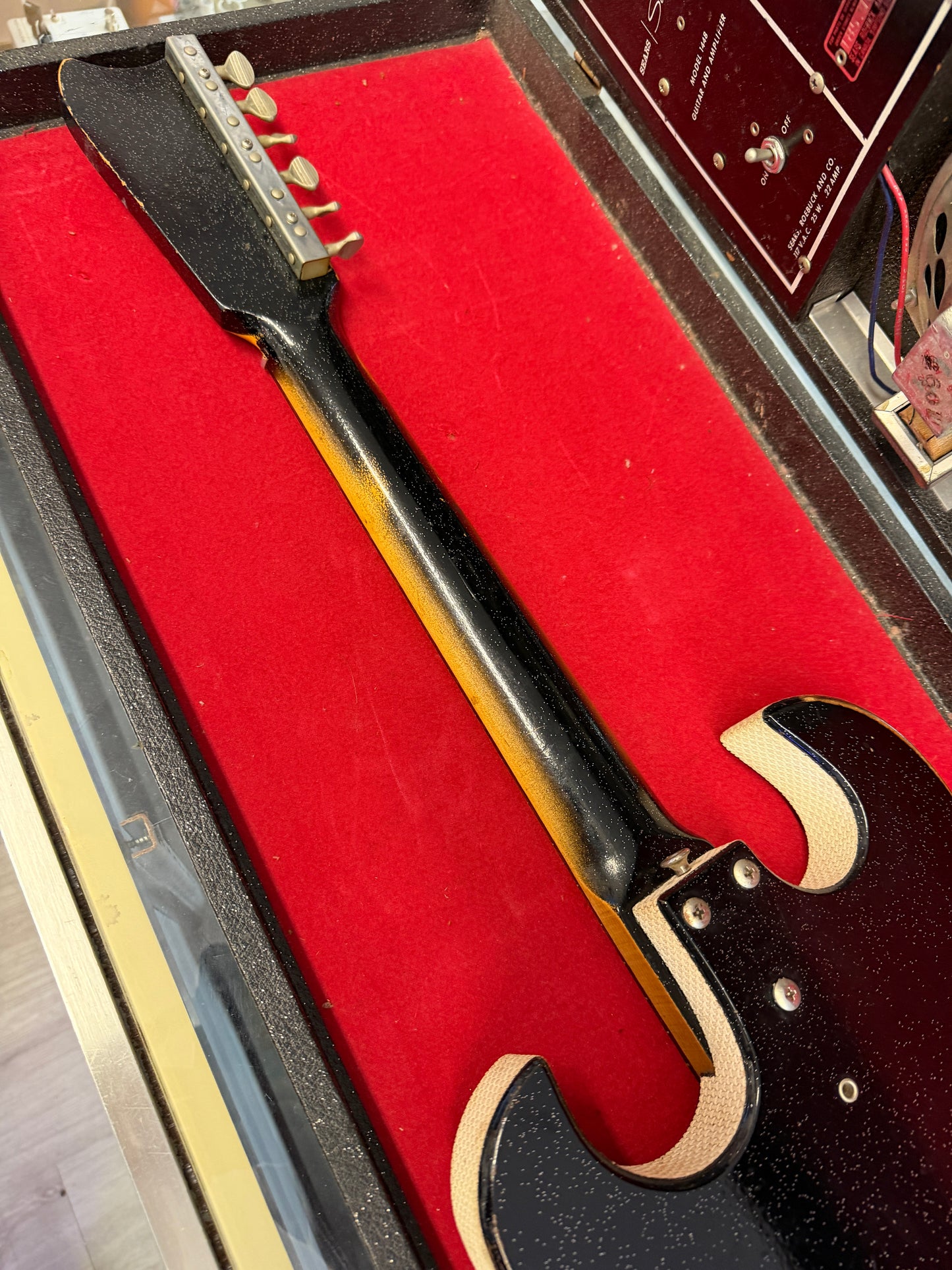 Silvertone 1448 with Case Amp