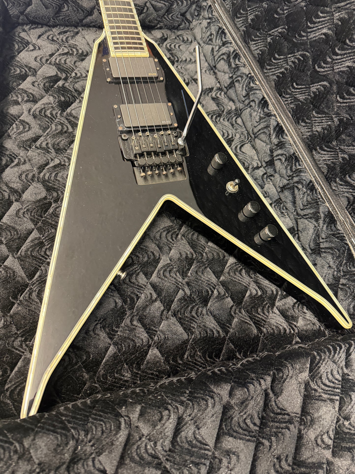 B.C. Rich JR. V NJ Deluxe