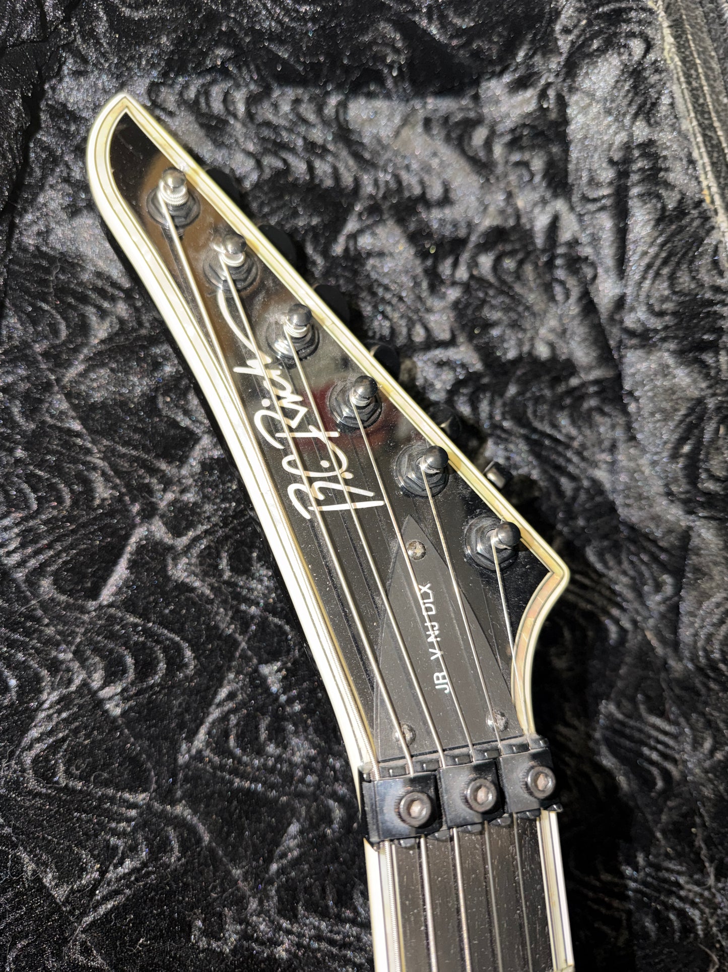 B.C. Rich JR. V NJ Deluxe