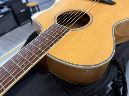 Breedlove Pursuit Ex Concert CE MY Acoustic Guitar