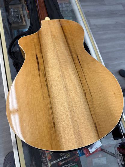 Breedlove Pursuit Ex Concert CE MY Acoustic Guitar