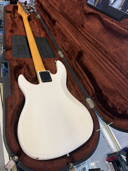 1987 Peavey Fury Bass Guitar