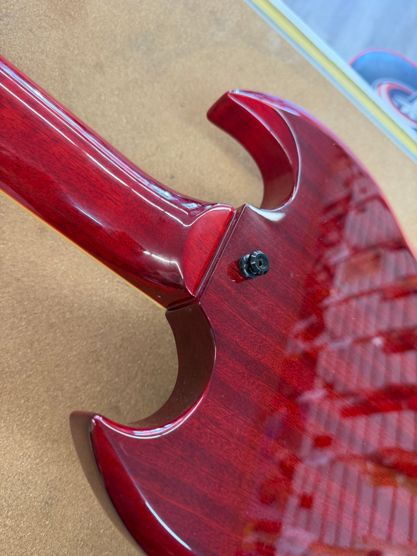 2022 Epiphone SG Standard ’61 Maestro Vibrola