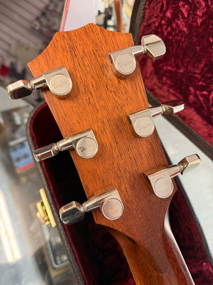 2015 Taylor 320e Acoustic Guitar