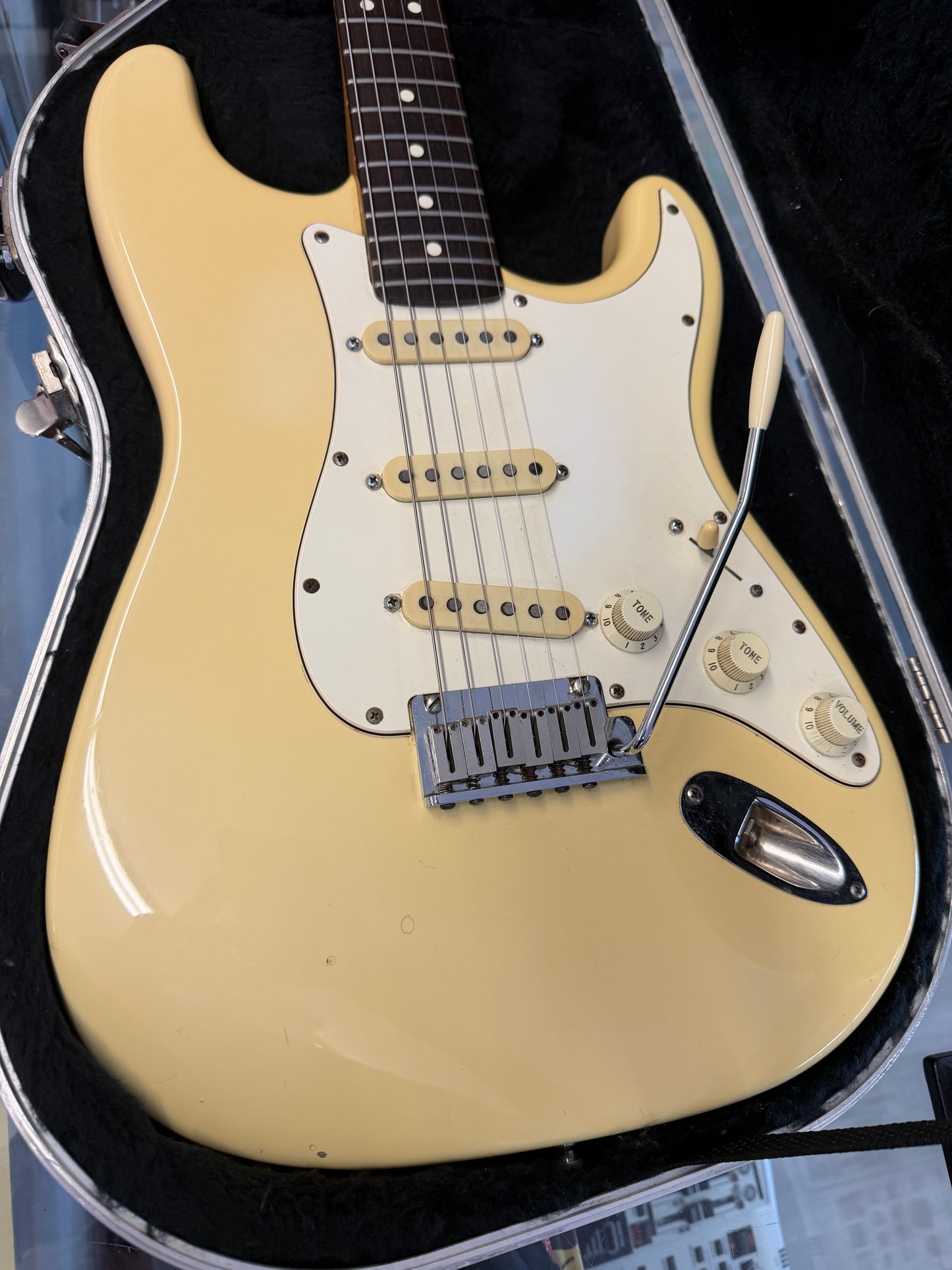 1986 Fender Stratocaster Electric Guitar