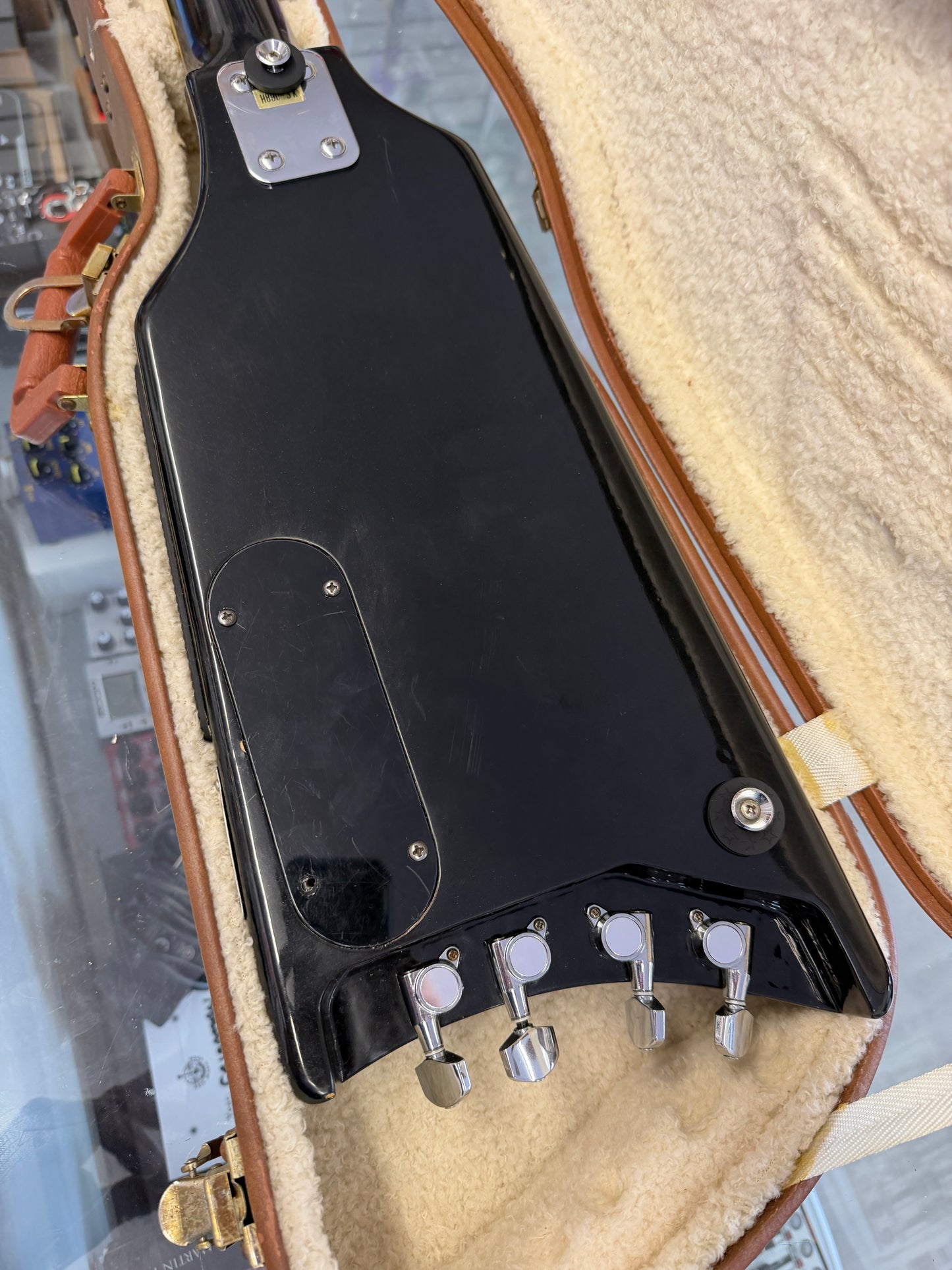 1980s Hondo Alien H-890B Headless Short Scale Bass
