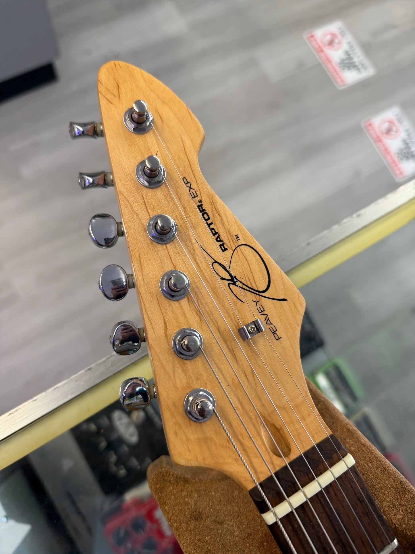Peavey Raptor Ext Electric Guitar