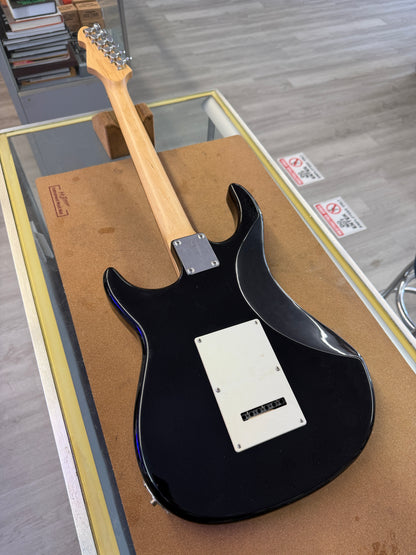 Peavey Raptor Ext Electric Guitar