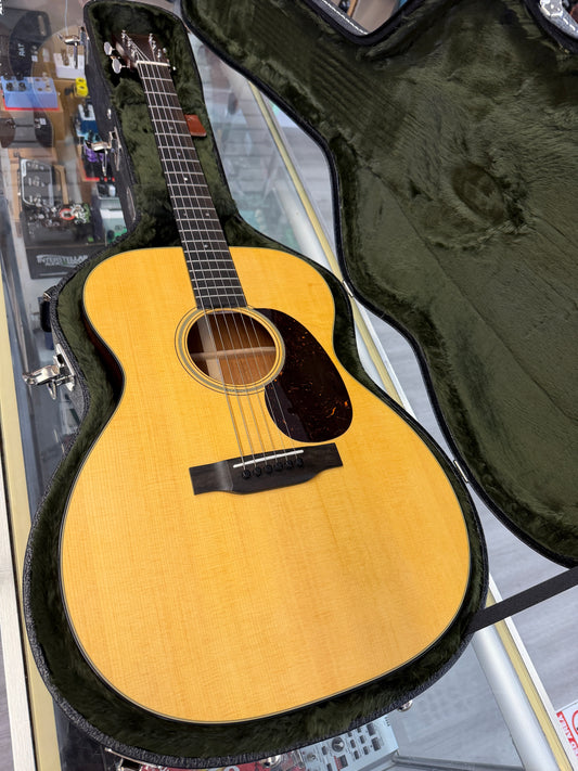 2022 Martin 000-18 Acoustic Guitar