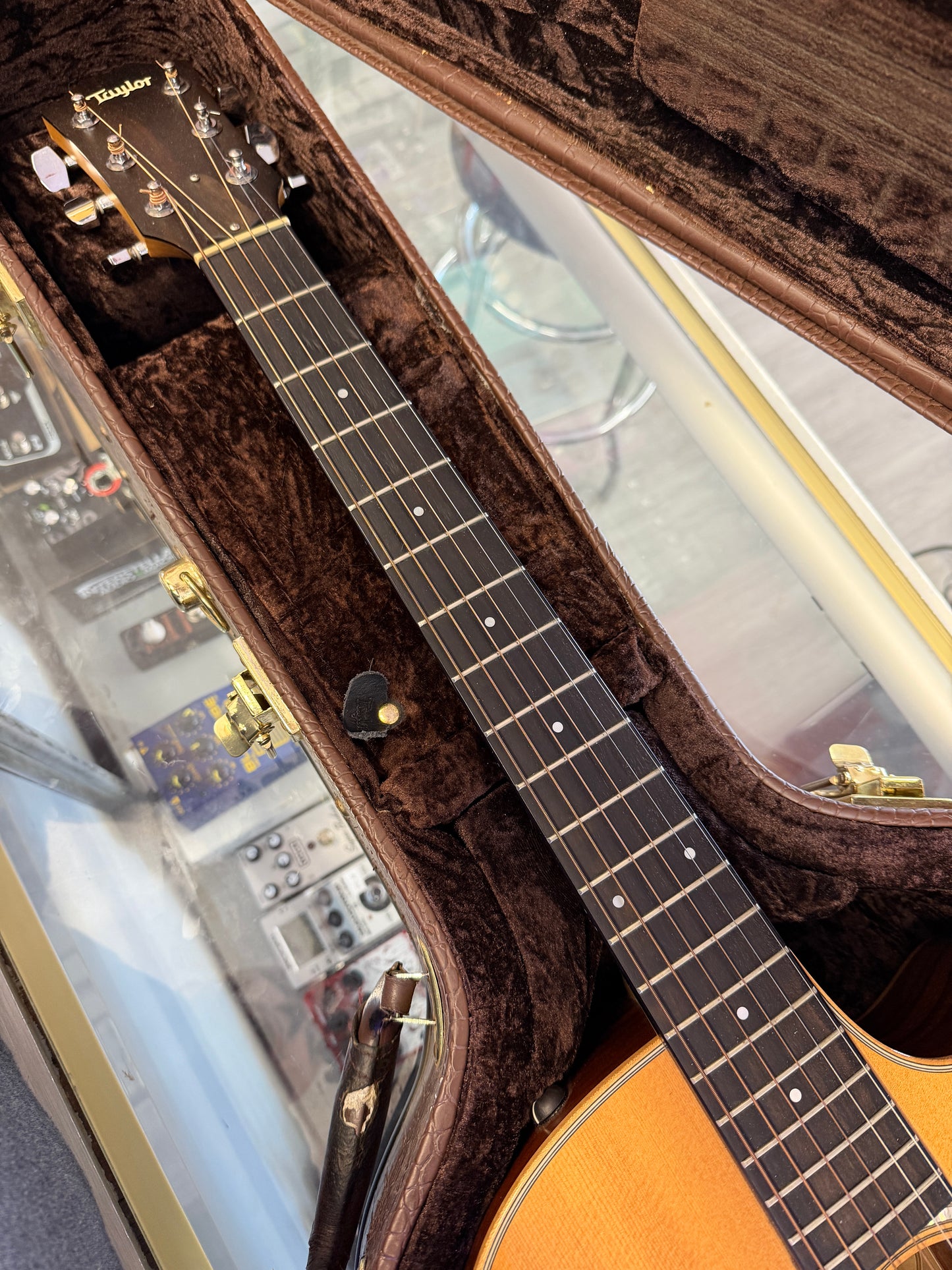 2010 Taylor 416ce-LTD Spring Limited