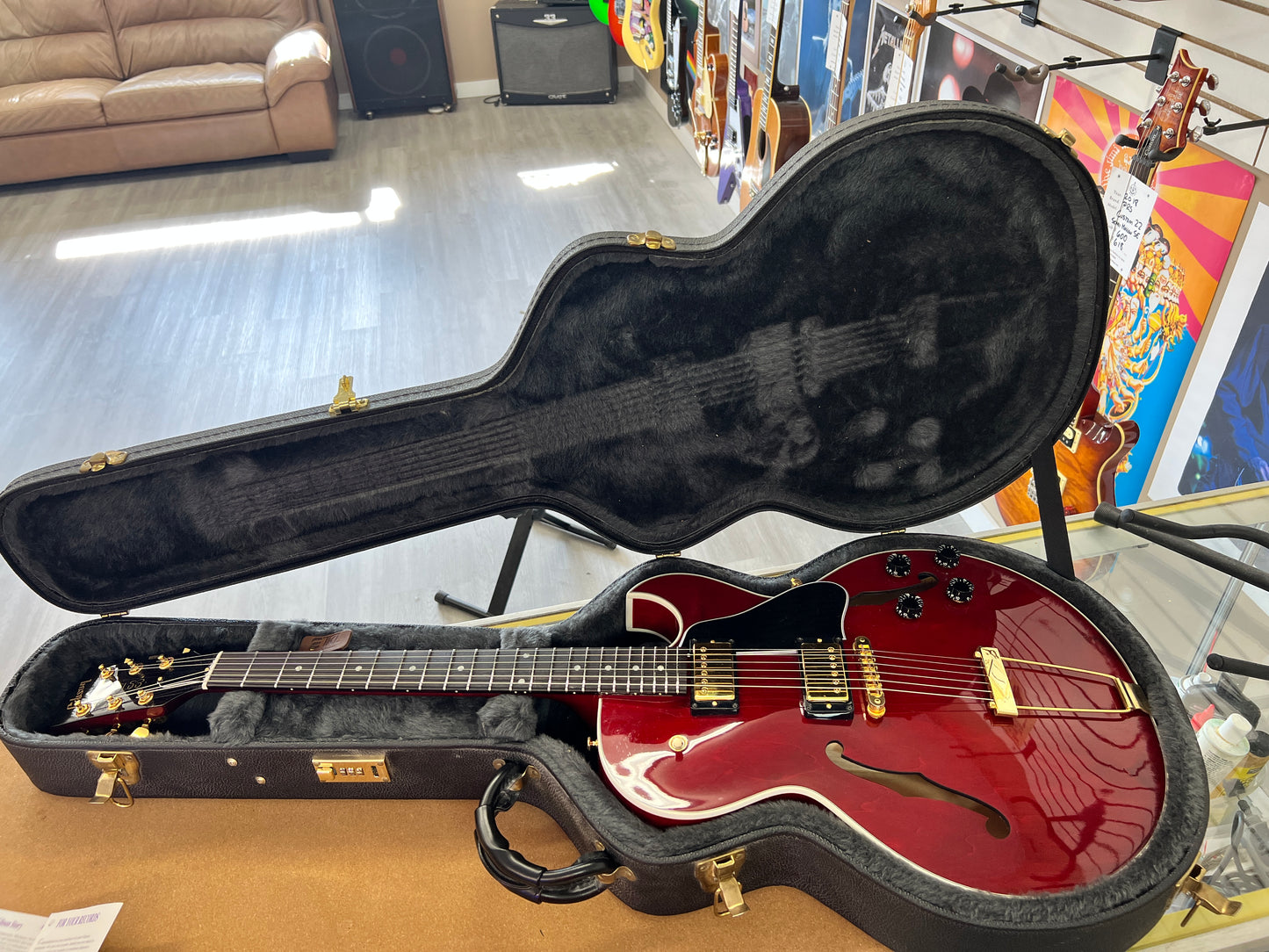 Gibson ES-135 Electric Guitar