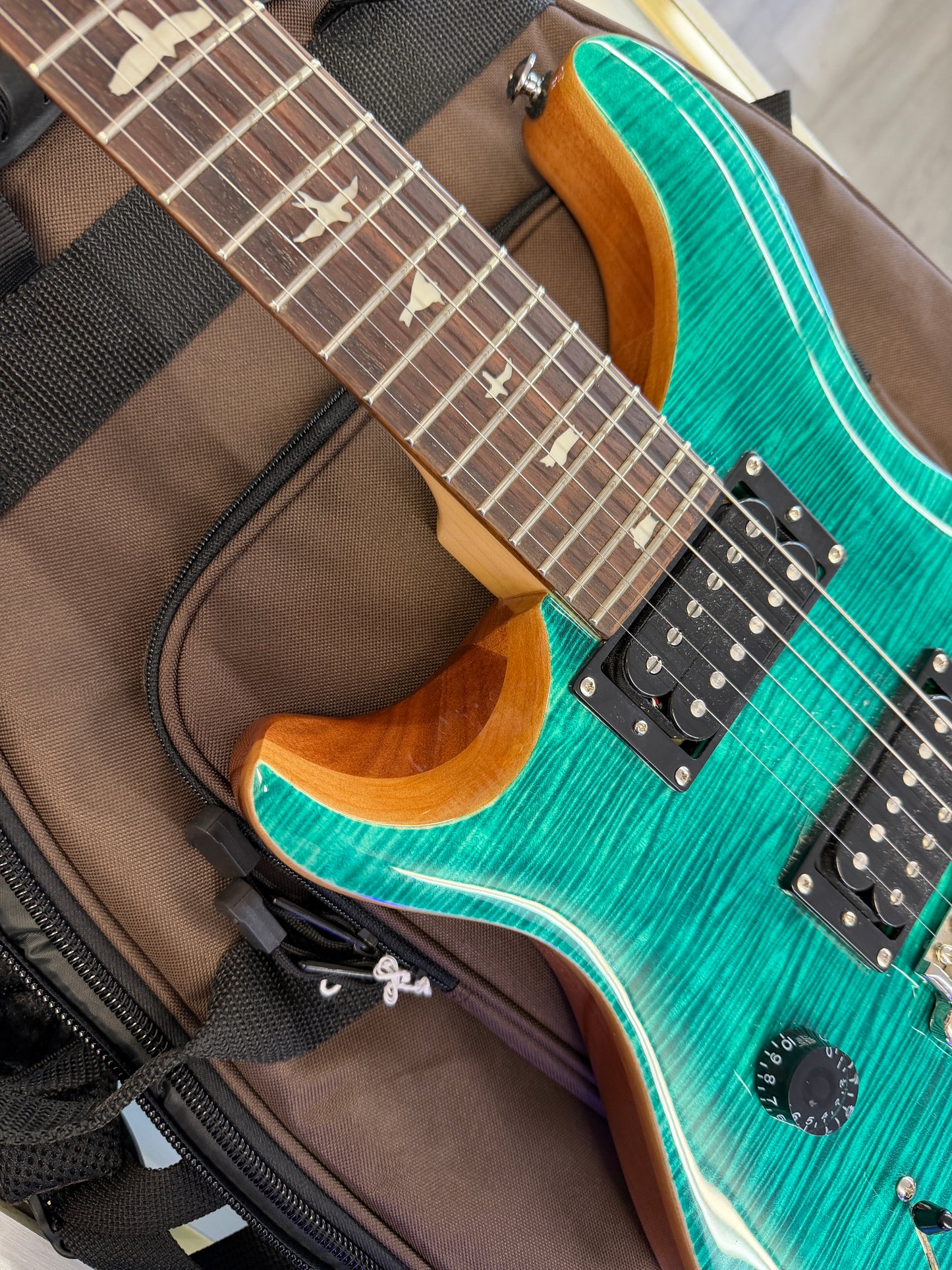 2023 PRS SE Custom 24 SE Left-Handed Electric Guitar