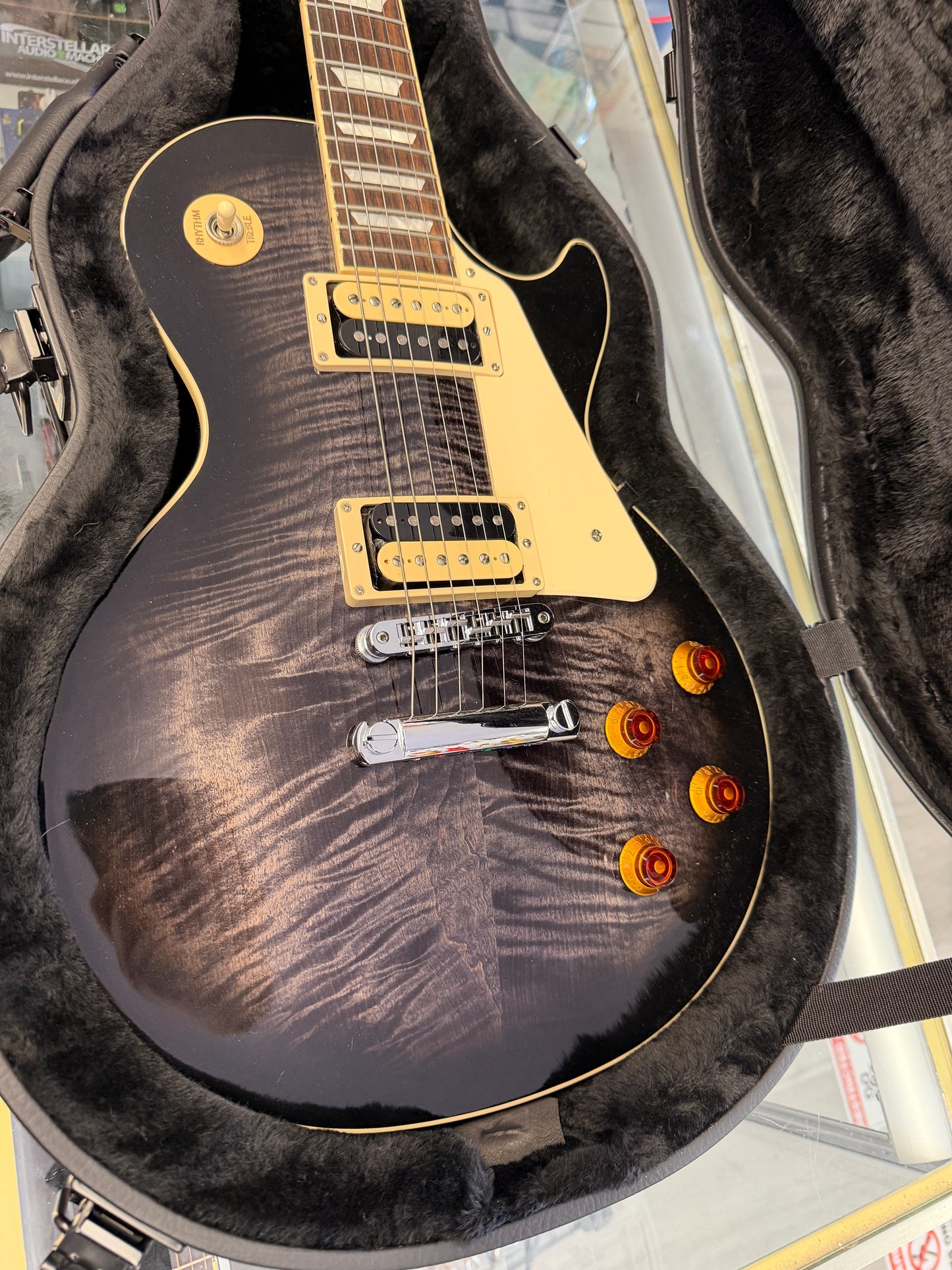 2022 Gibson Les Paul Traditional Pro V Flame Top