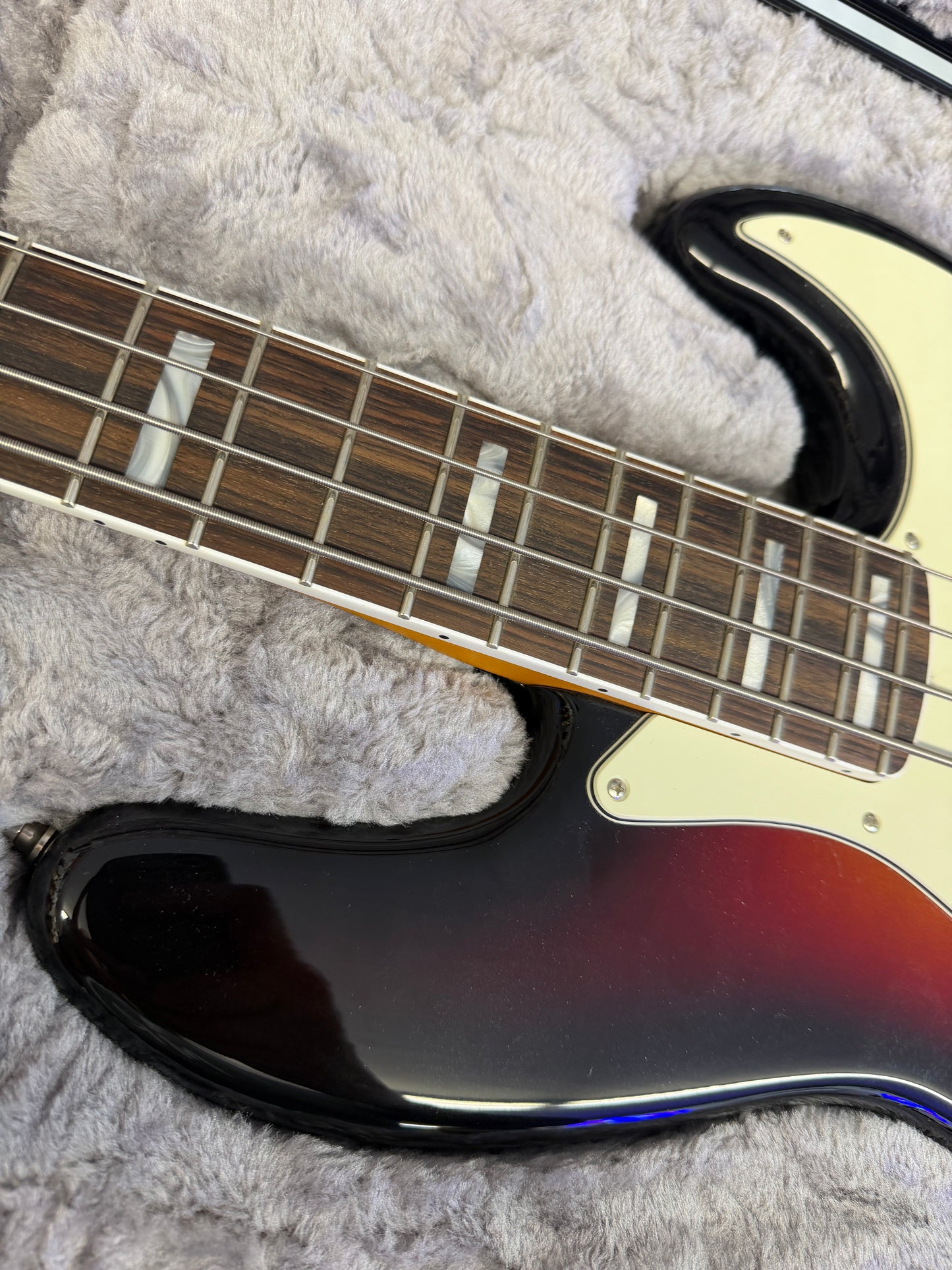 2022 Fender American Ultra Jazz Bass