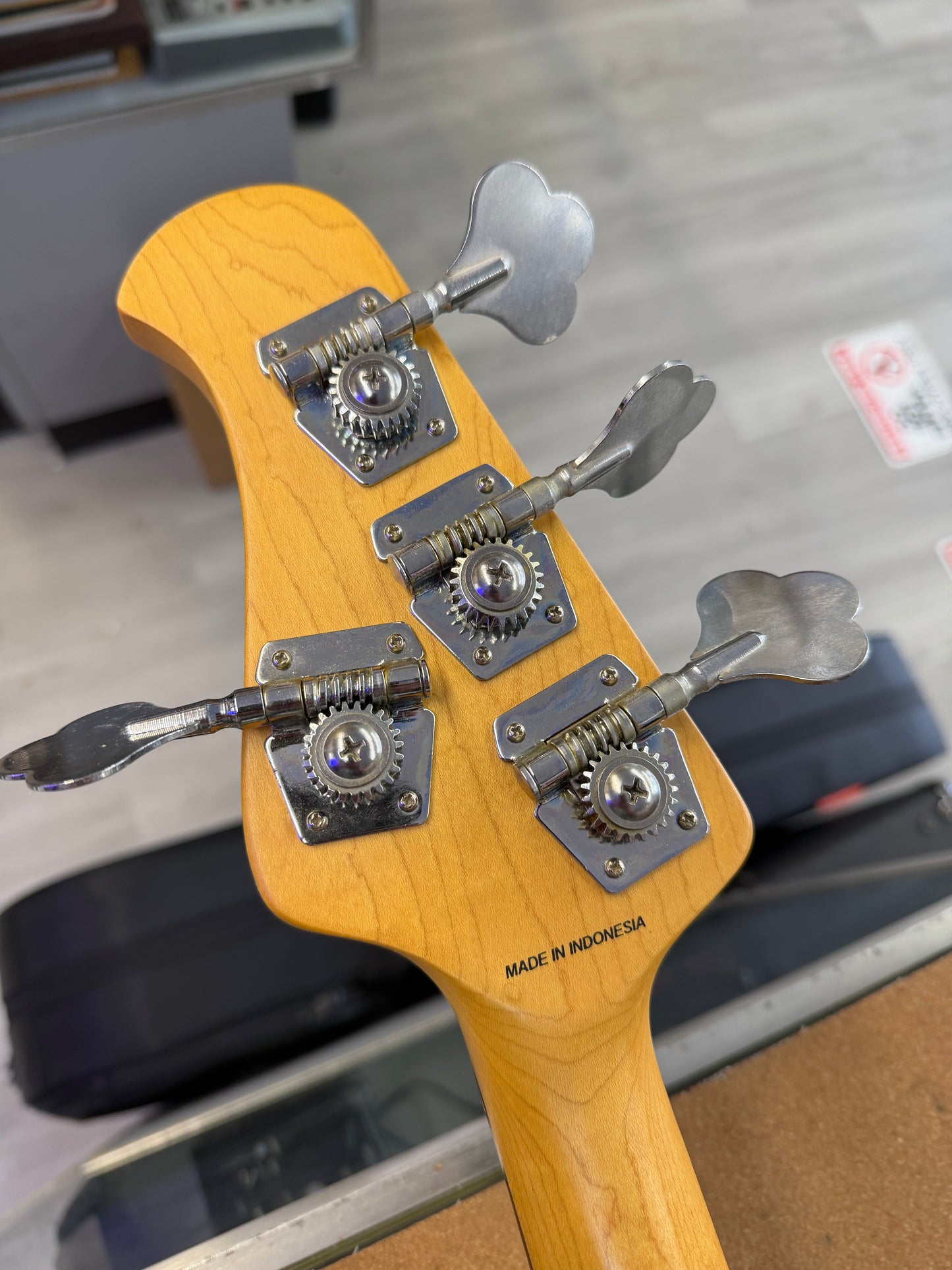 Music Man S.U.B. Series StingRay RAY4 bass
