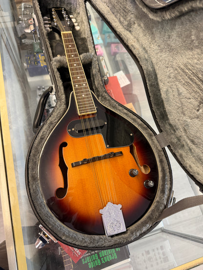2010 Fender FM52E Acoustic-Electric Mandolin