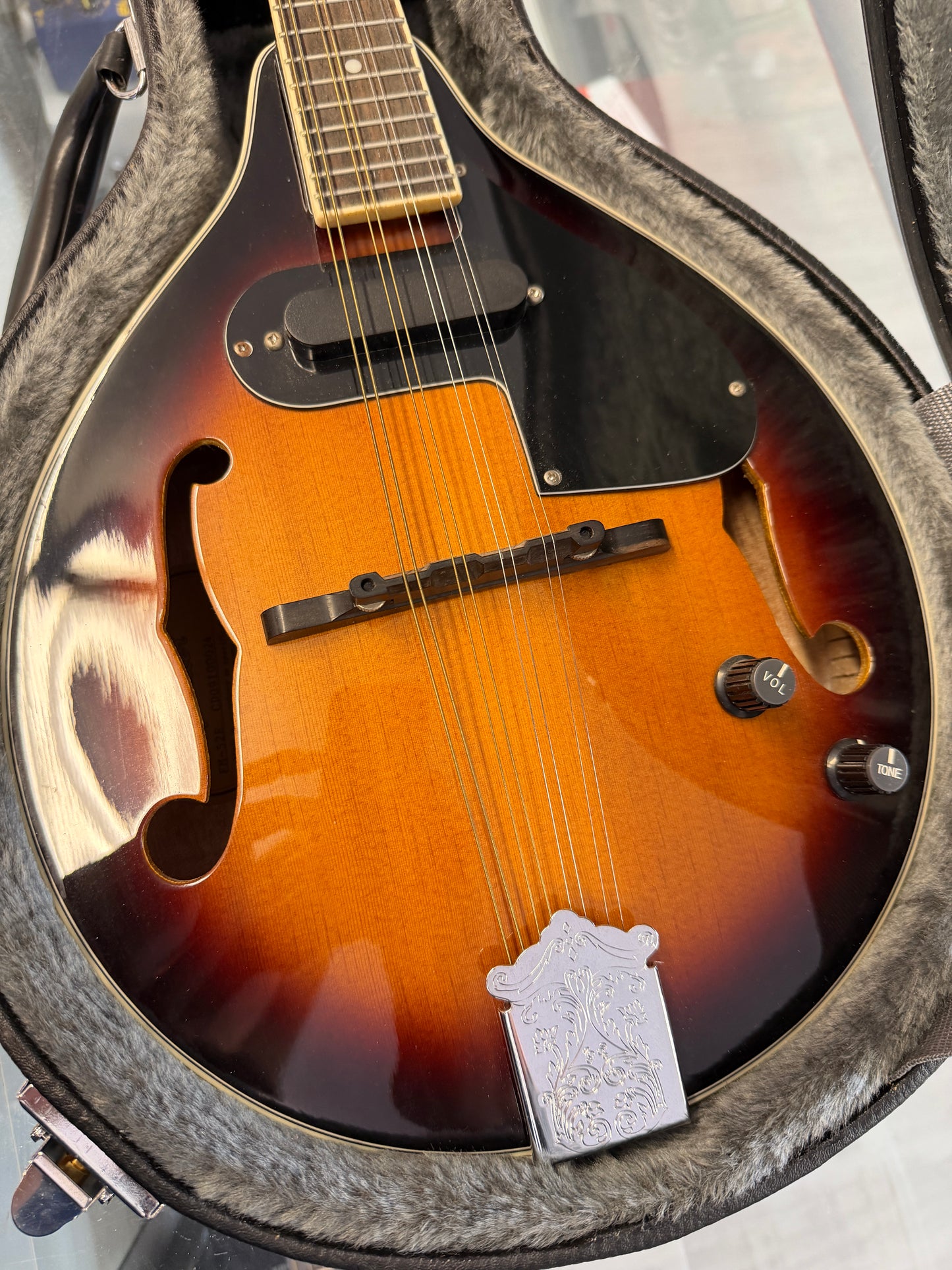 2010 Fender FM52E Acoustic-Electric Mandolin