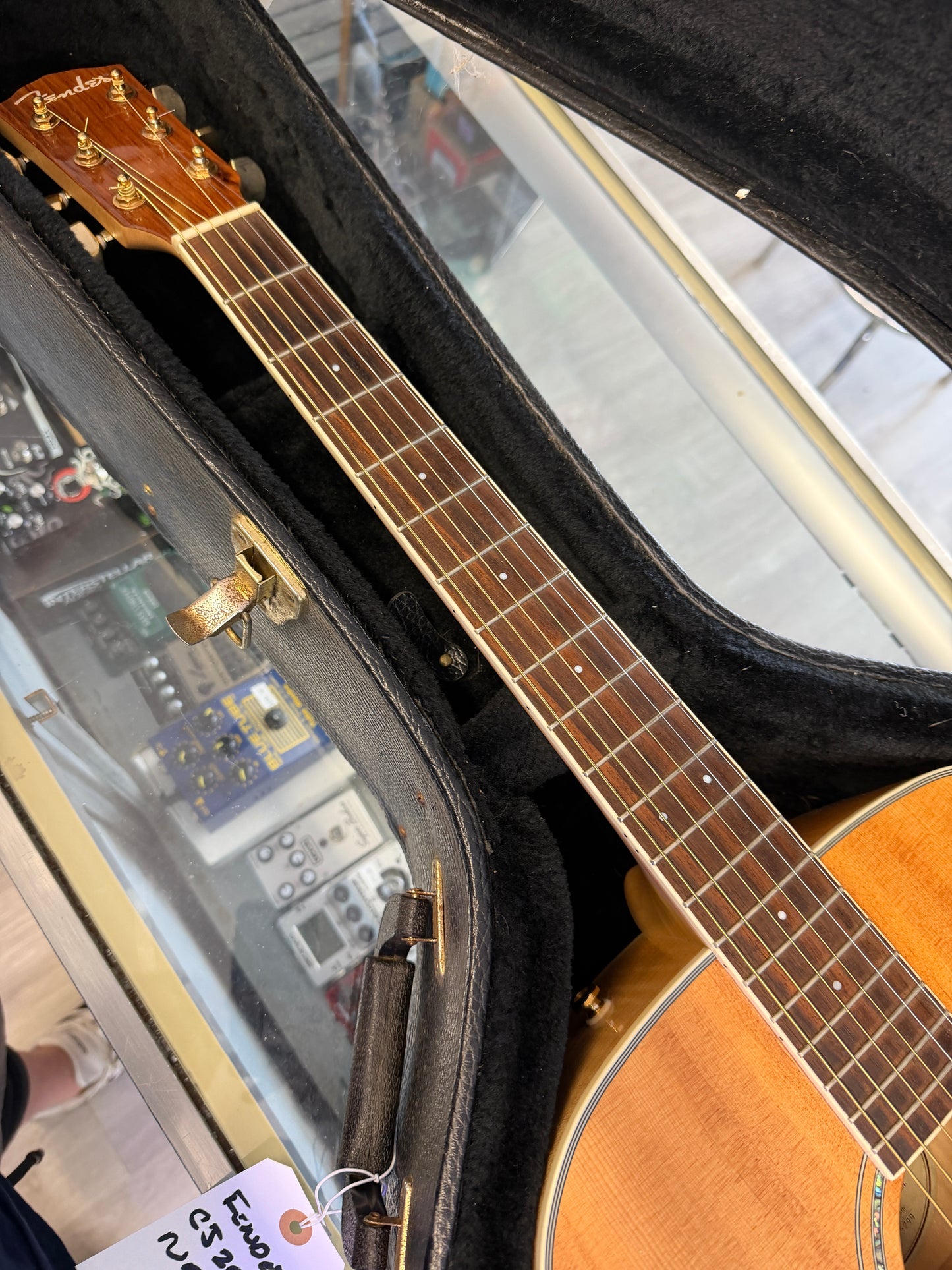 Fender CJ-290S Acoustic Guitar