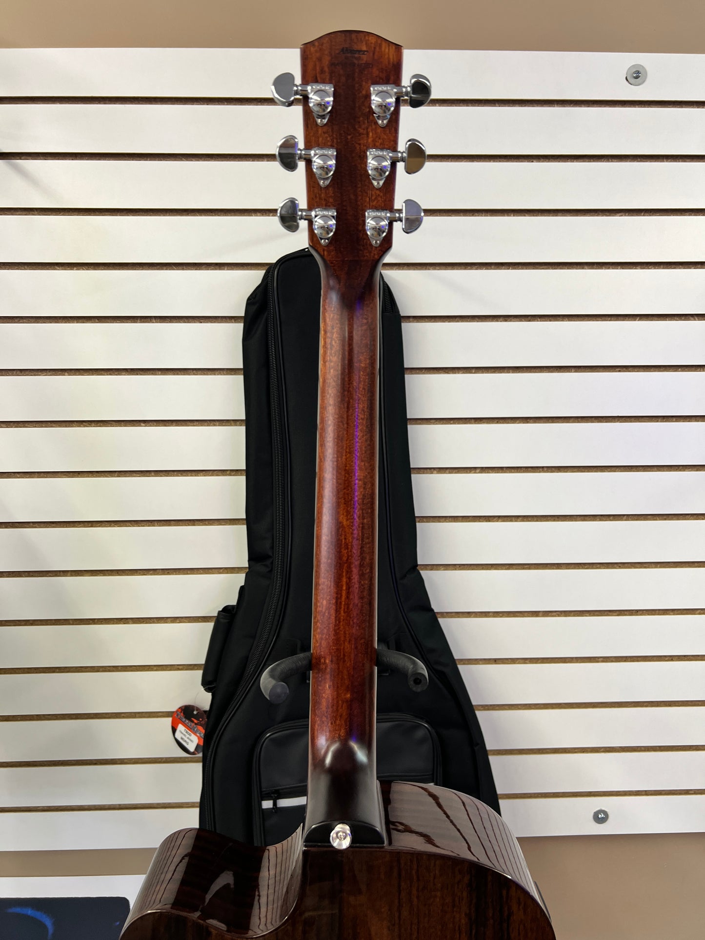 Alvarez ABT610CEARSHB Baritone Acoustic Guitar